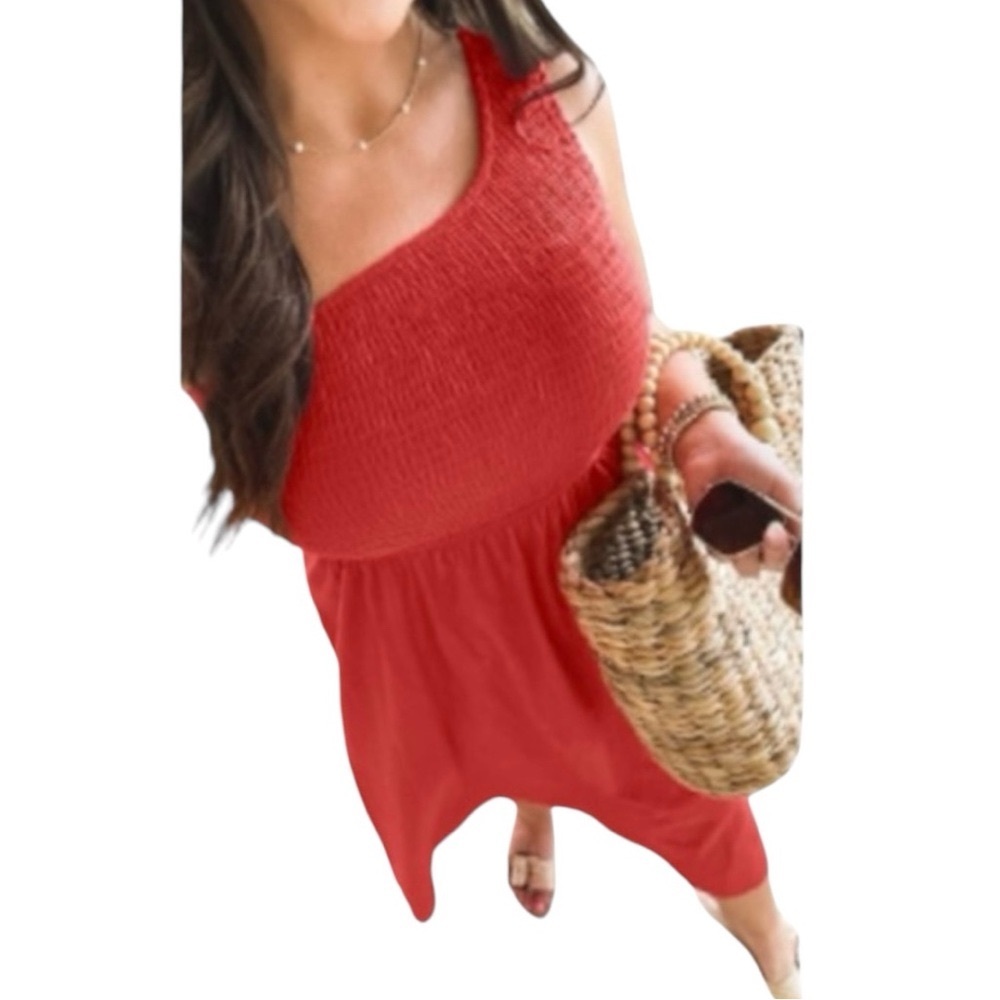 KIRUNDO Sleeveless One Shoulder Smocked Cut-out Maxi Dress in Maroon - Picture 13 of 16